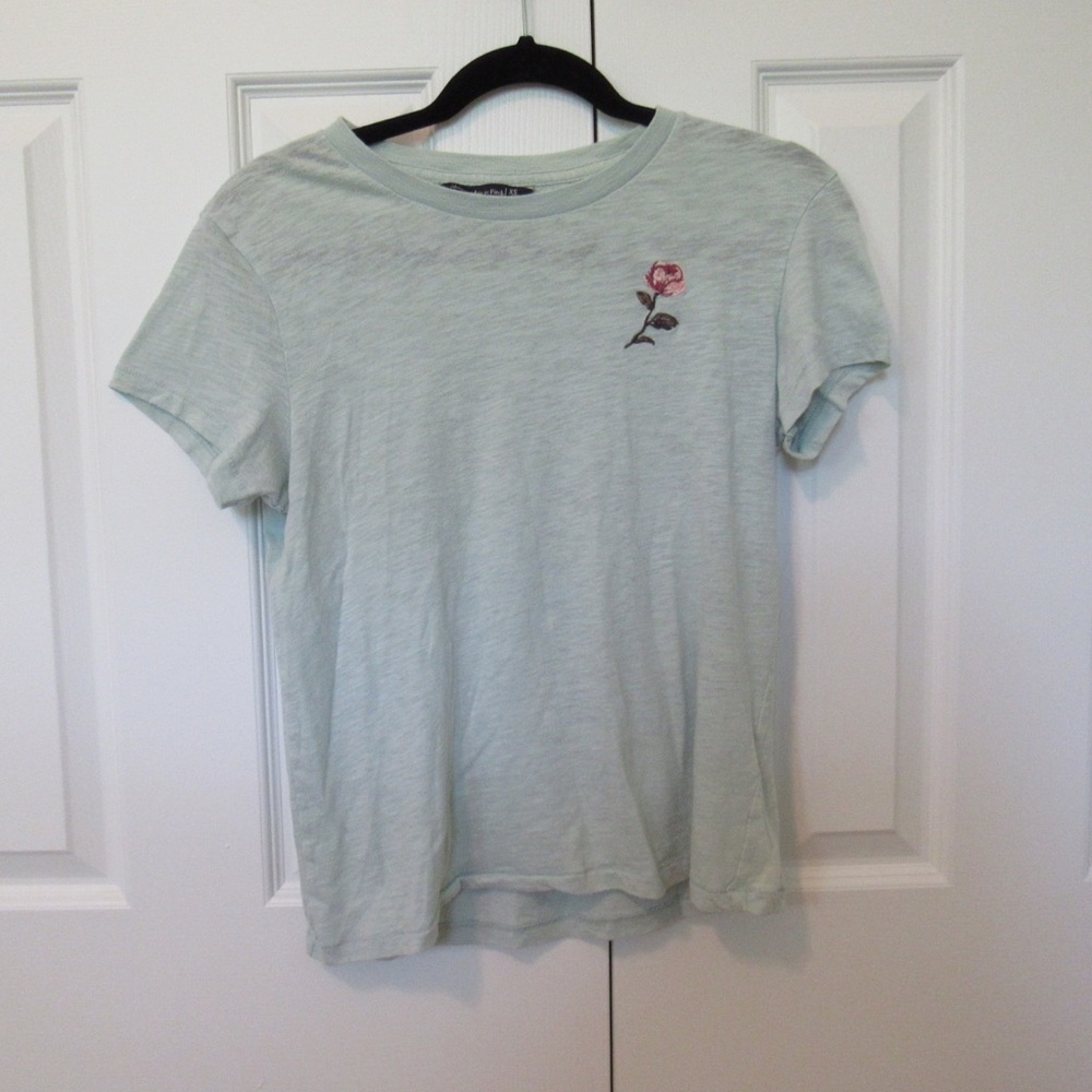 Abercrombie mint green tee